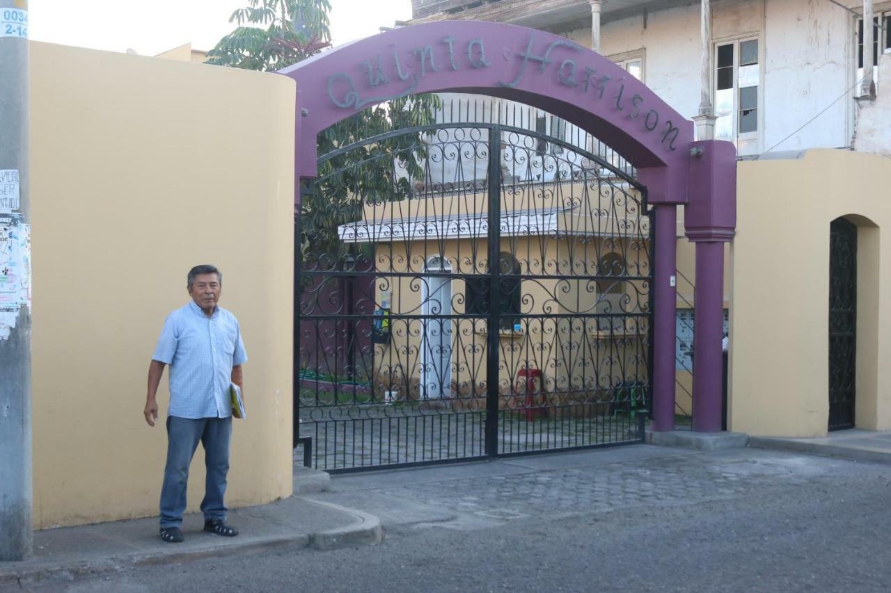 Hostal Mochileros 塔克纳 外观 照片