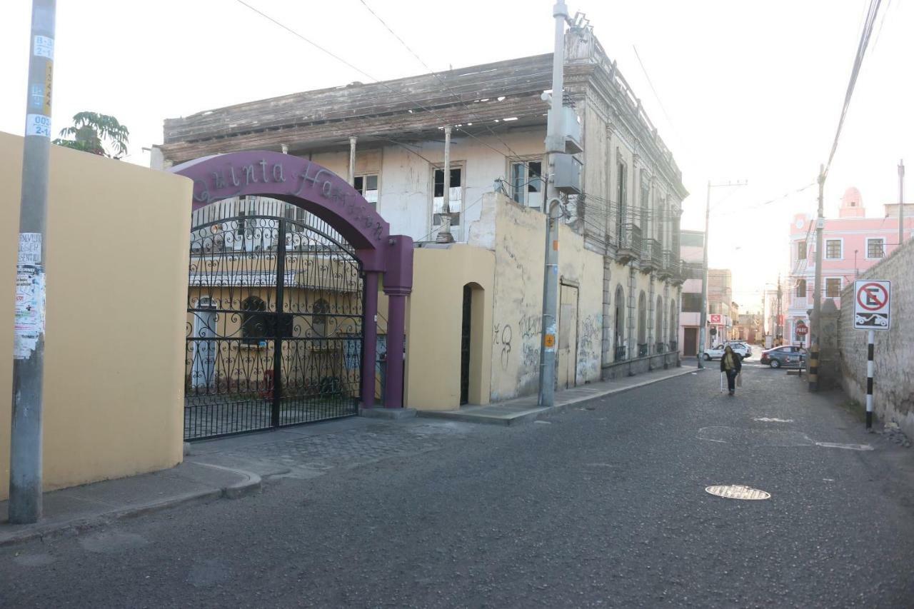 Hostal Mochileros 塔克纳 外观 照片