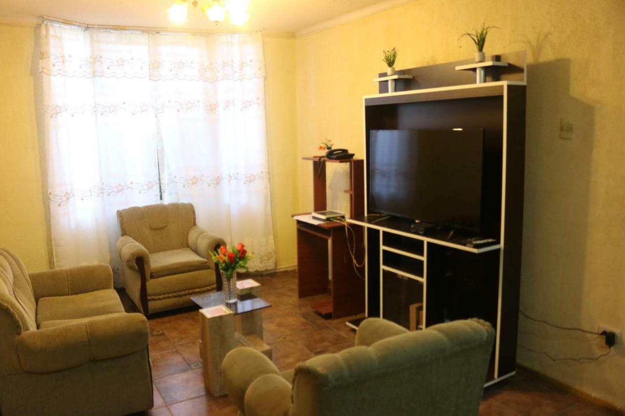Hostal Mochileros 塔克纳 外观 照片